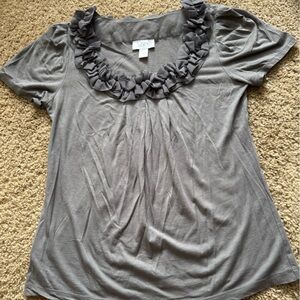 Ann Taylor LOFT Gray Short Sleeve Ruffled Tee